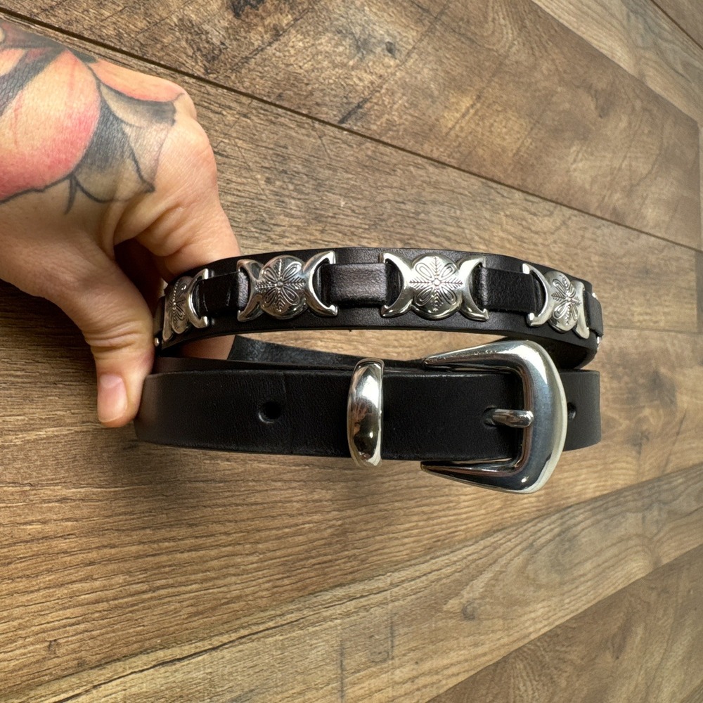 Fossil Western Leather Belt Womens Medium Black Silver Tone Concho Boho Accent